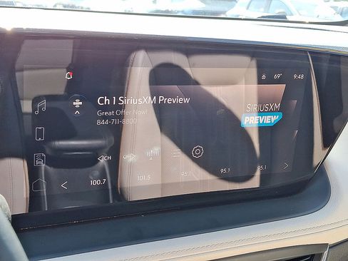 Used 2024 Buick Encore GX Avenir w/ Avenir Convenience Package AWD/4WD image 14
