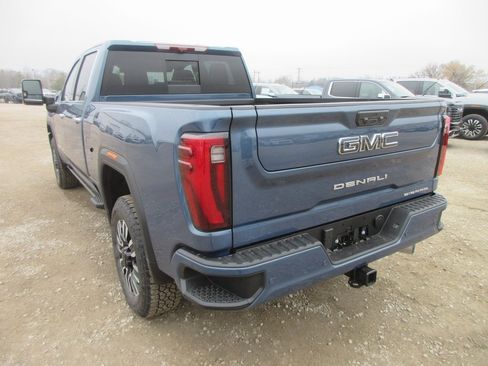 New 2026 GMC Sierra 2500 Denali Ultimate image 8