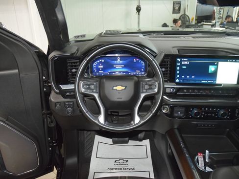 Used 2024 Chevrolet Silverado 2500 High Country w/ High Country Premium Package AWD/4WD image 40