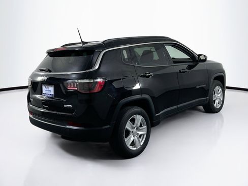 Used 2022 Jeep Compass Latitude AWD/4WD image 5