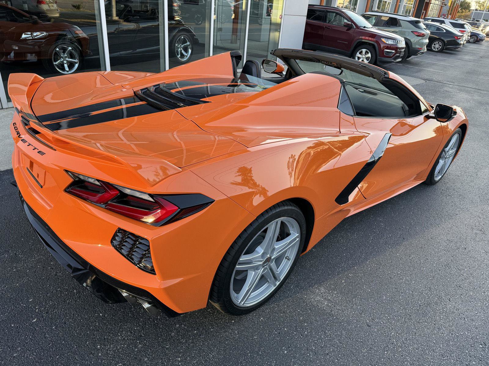 Used 2024 Chevrolet Corvette Stingray Preferred Conv w/ Z51 Performance Package RWD image 24