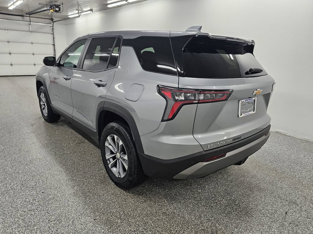 Used 2025 Chevrolet Equinox LT AWD/4WD image 6