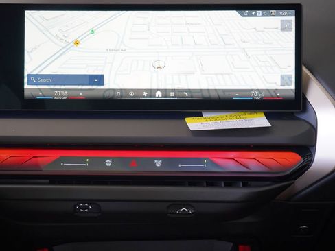 Used 2025 BMW X3 xDrive30i w/ Convenience Package image 14