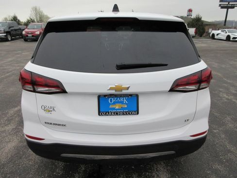 Used 2024 Chevrolet Equinox LT image 4