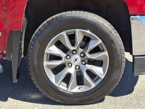 Used 2018 Chevrolet Silverado 1500 LTZ w/ LTZ Plus Package image 9