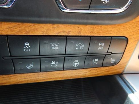 Used 2013 RAM 3500 Laramie Longhorn w/ Convenience Group AWD/4WD image 28