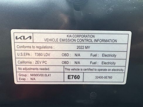 Used 2022 Kia Niro EX FWD image 16