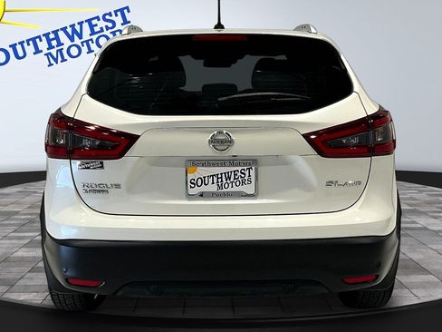 Used 2022 Nissan Rogue Sport SL AWD/4WD image 6