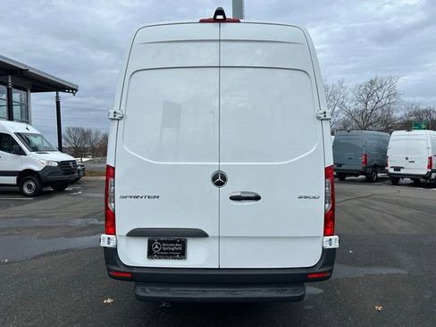 Used 2026 Mercedes-Benz Sprinter 2500 image 6