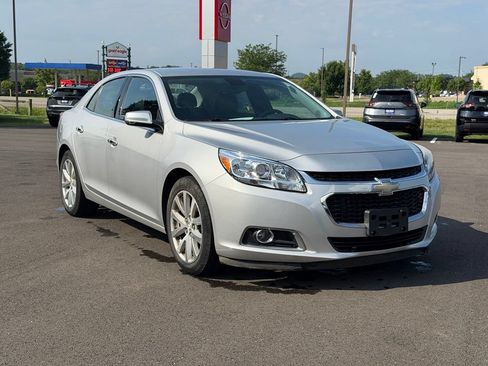 Used 2016 Chevrolet Malibu LTZ FWD image 1