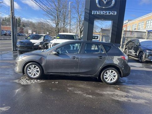 Used 2013 MAZDA MAZDA3 i Grand Touring image 5