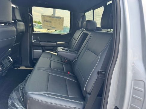 New 2025 Ford F150 Lariat w/ Equipment Group 501A Mid image 33