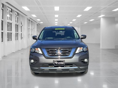 Used 2020 Nissan Pathfinder SV w/ Cargo Package image 2