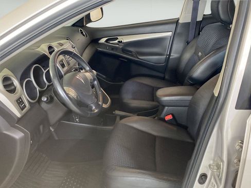 Used 2009 Pontiac Vibe GT FWD image 13