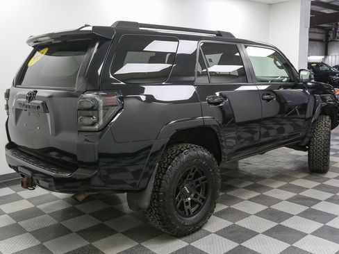 Used 2016 Toyota 4Runner SR5 image 8