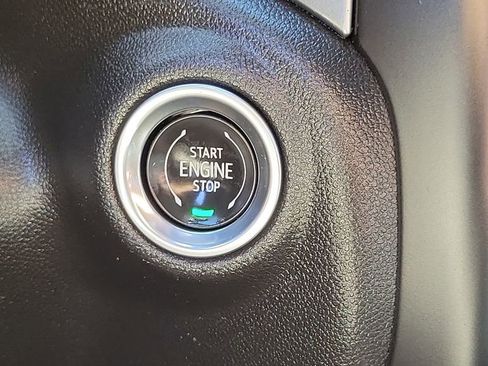 Used 2021 Chevrolet Silverado 1500 LTZ image 35