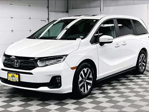 Used 2025 Honda Odyssey EX-L image 12