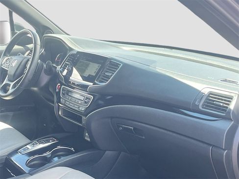 Used 2021 Honda Passport Touring image 30