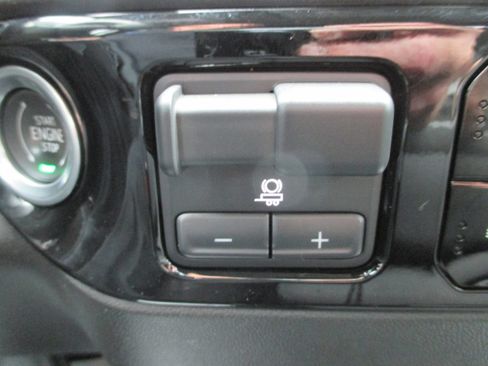 Used 2023 Chevrolet Silverado 1500 RST w/ Protection Package image 21