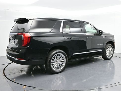 Used 2025 GMC Yukon Elevation image 7