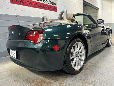 Used 2008 BMW Z4 3.0i image 3