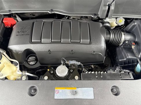 Used 2014 GMC Acadia SLT image 46