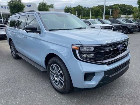 New 2026 Ford Expedition Max Active AWD/4WD image 1