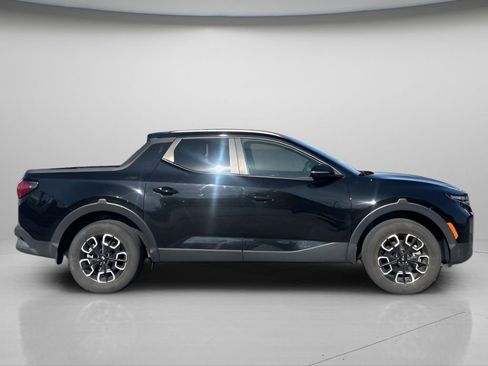 Used 2023 Hyundai Santa Cruz SEL Premium w/ Cargo Package AWD/4WD image 3