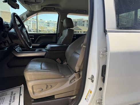 Used 2015 Chevrolet Silverado 1500 LTZ Z71 w/ LTZ Plus Package image 10