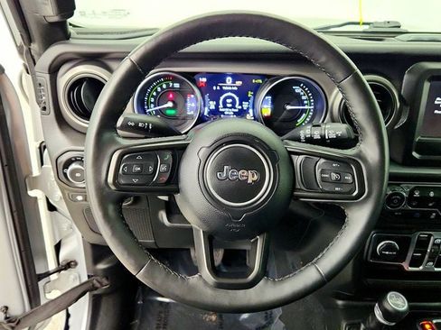 Used 2023 Jeep Wrangler Unlimited w/ Cold Weather Group AWD/4WD image 13