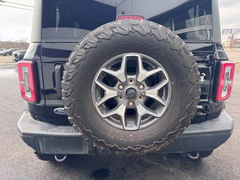 Used 2024 Ford Bronco Badlands image 31