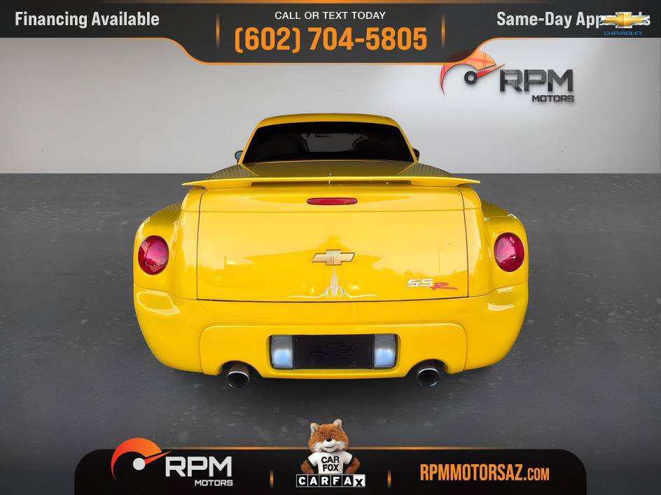 Used 2004 Chevrolet SSR w/ Preferred Equipment Group RWD image 5