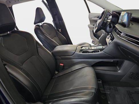 Used 2023 INFINITI QX60 Sensory w/ Cargo Package AWD/4WD image 12