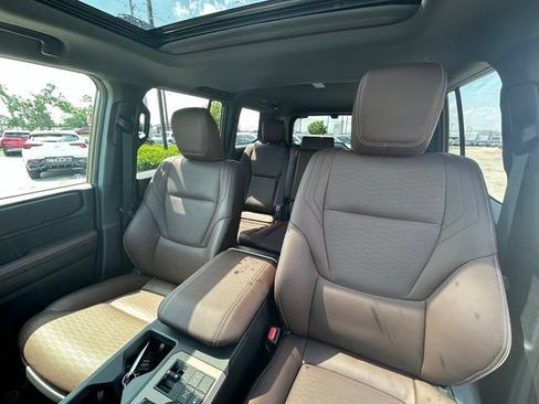 Used 2025 Toyota Land Cruiser w/ Premium Package AWD/4WD image 31