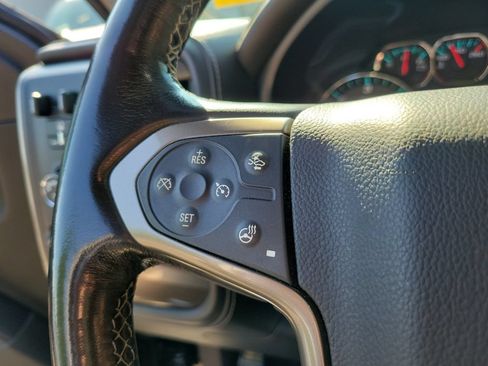 Used 2018 Chevrolet Silverado 1500 High Country AWD/4WD image 26