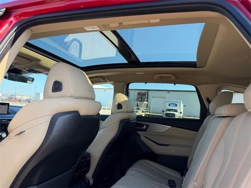 Used 2024 Acura MDX Technology image 9