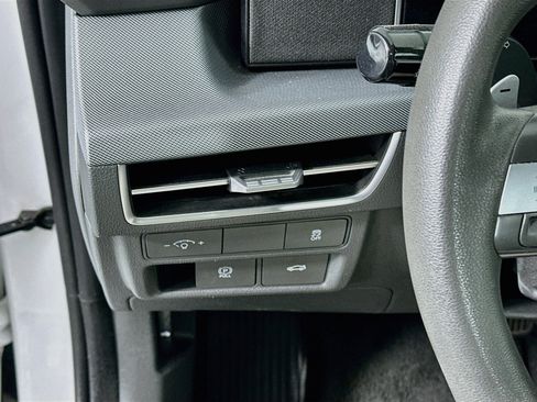 Used 2025 Hyundai Sonata SEL FWD image 17