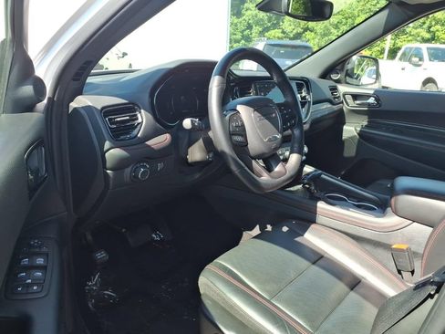 Used 2025 Dodge Durango GT AWD/4WD image 6