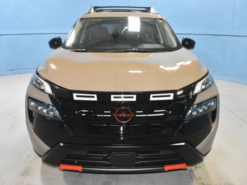 New 2026 Nissan Rogue SV w/ Rock Creek Premium Package AWD/4WD image 22