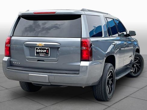 Used 2020 Chevrolet Tahoe LT w/ Luxury Package RWD image 13
