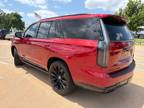 Certified 2026 Cadillac Escalade Platinum Sport w/ LPO, ONYX Package AWD/4WD image 2
