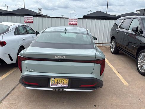 Used 2025 Kia K4 FWD image 10
