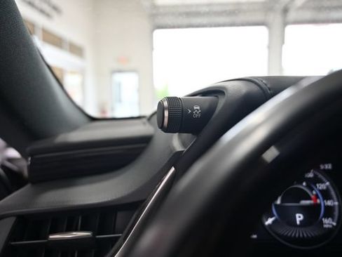 Used 2019 Lexus ES 350 w/ Accessory Package 2 FWD image 29