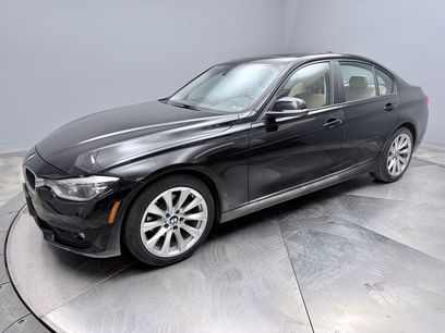 Used 2018 BMW 320i xDrive Sedan w/ Convenience Package
