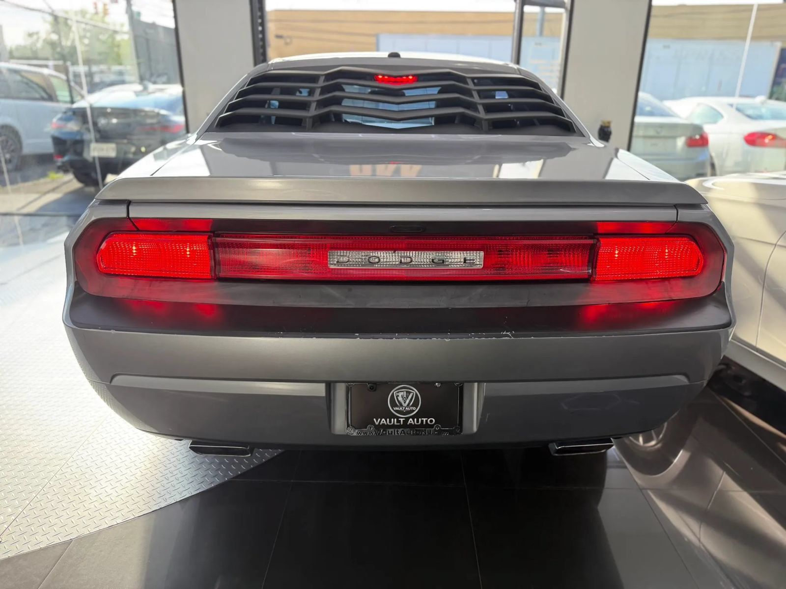 Used 2011 Dodge Challenger RWD image 7