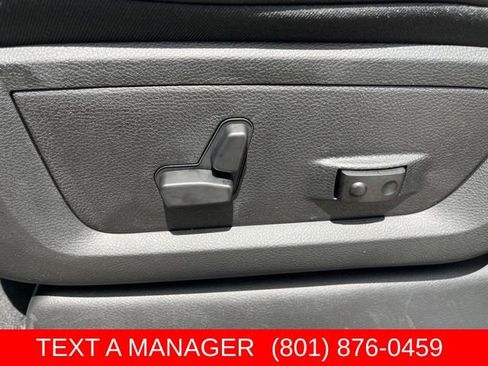 New 2026 RAM 2500 Laramie AWD/4WD image 19