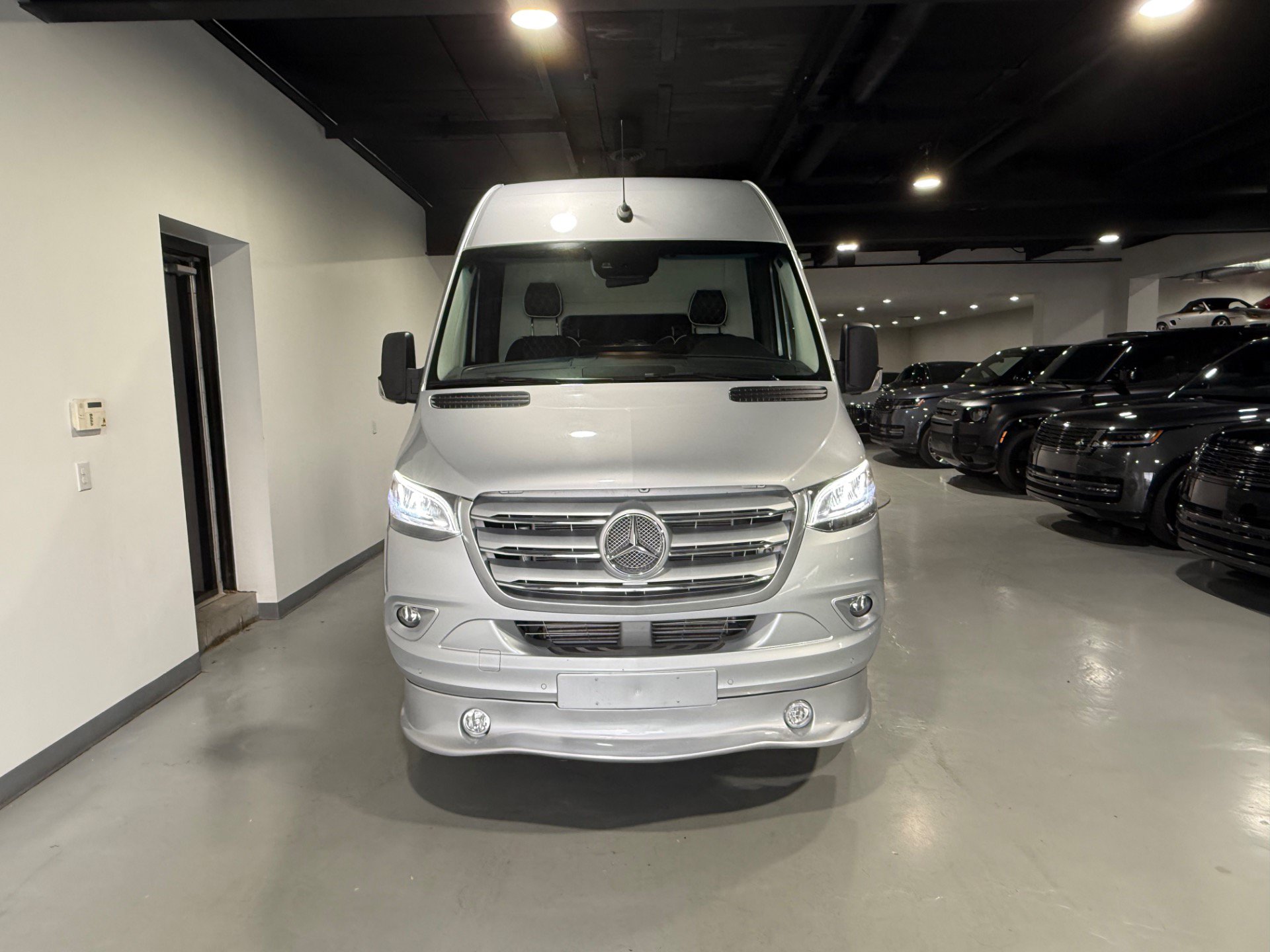 Used 2019 Mercedes-Benz Sprinter 4x4 170 image 3