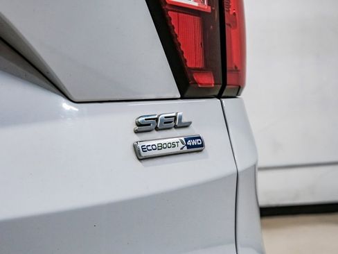 Used 2019 Ford Escape SEL image 55