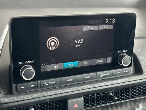 Used 2025 Honda CR-V EX image 18