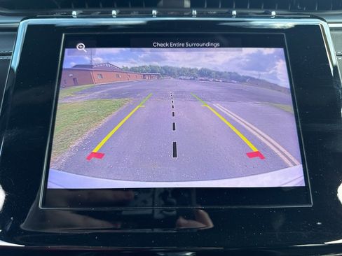 Used 2024 Jeep Grand Cherokee Altitude image 21